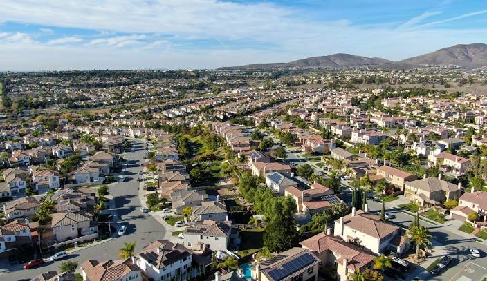 Chula Vista - Pool Cleaning and Repairs in Chula Vista
